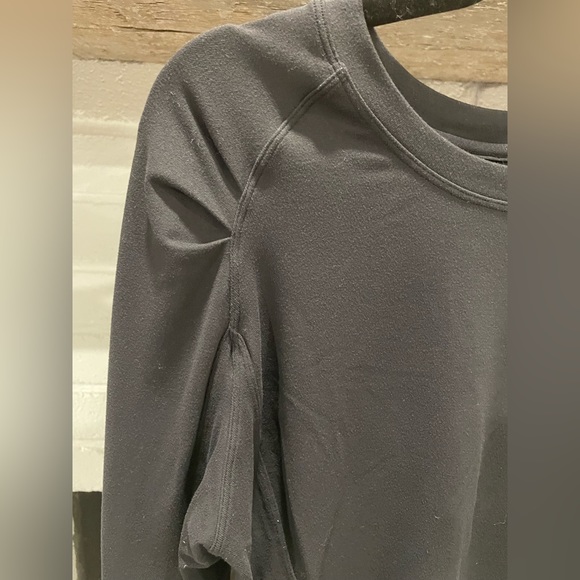 Lululemon lightweight pullover - Picture 6 of 10